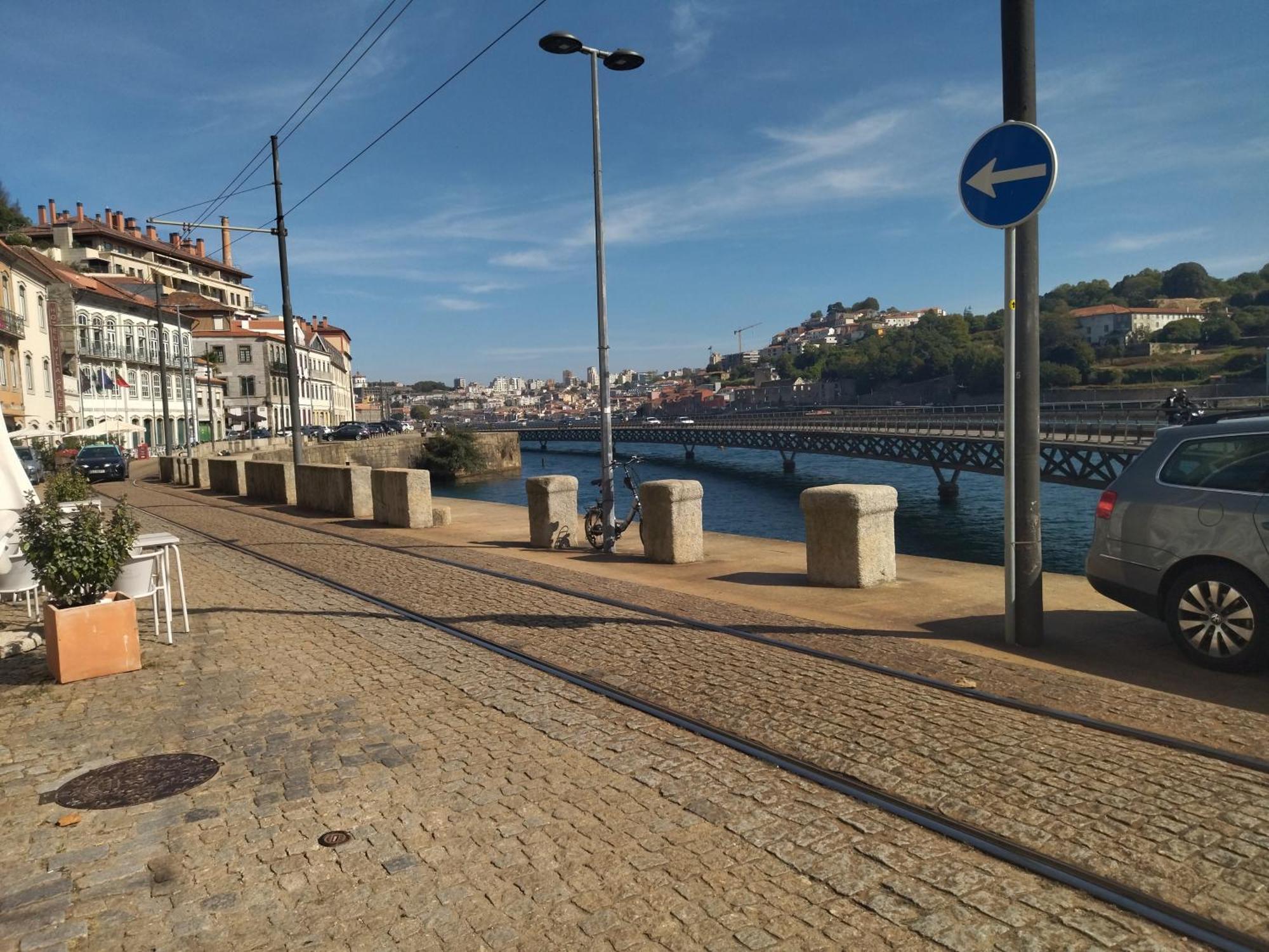 Cais Das Pedras Patio Apartment - With Washer And Dryer Machine Porto Exterior photo
