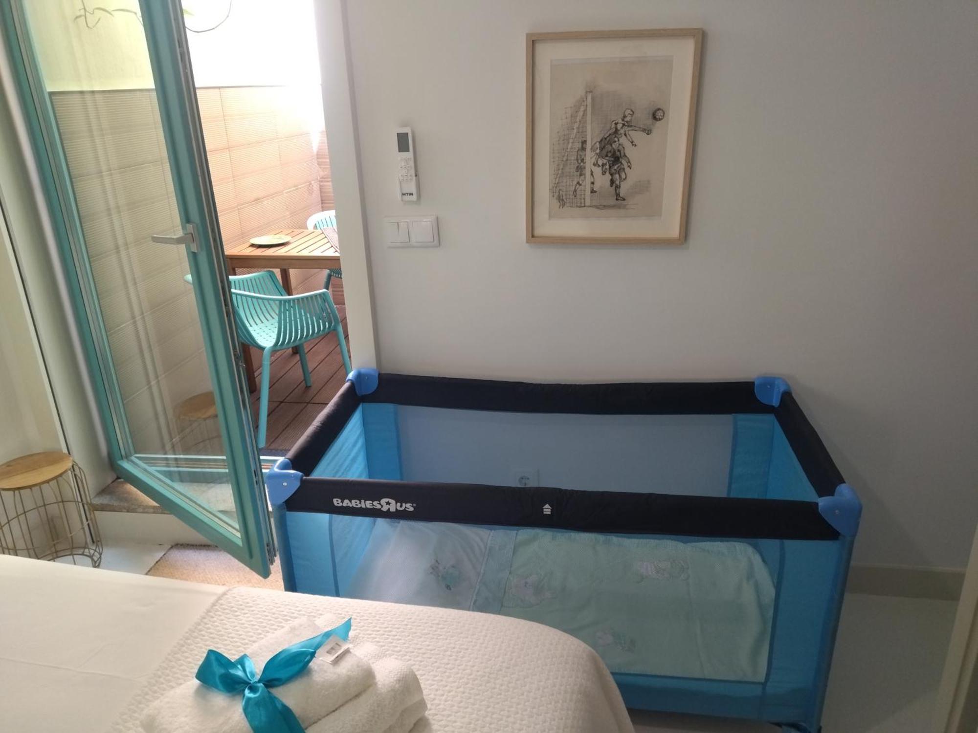 Cais Das Pedras Patio Apartment - With Washer And Dryer Machine Porto Exterior photo